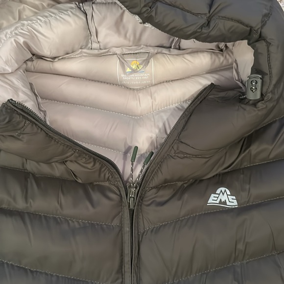 NWOT EMS puffer - Picture 2 of 3